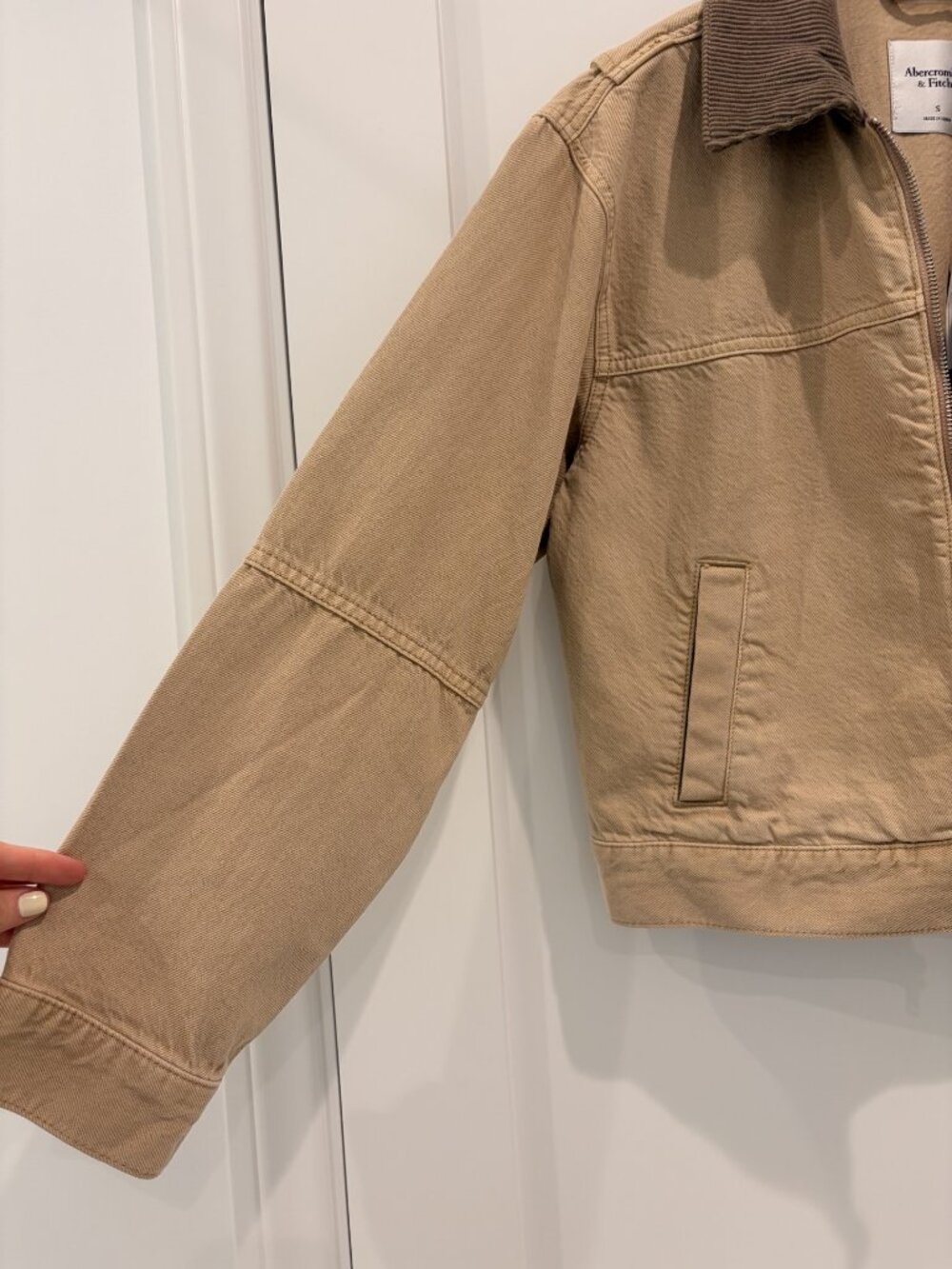 Abercrombie & Fitch Tan Cropped Zip Up Workwear Jacket w Corduro Collar - NWT - Picture 4 of 7